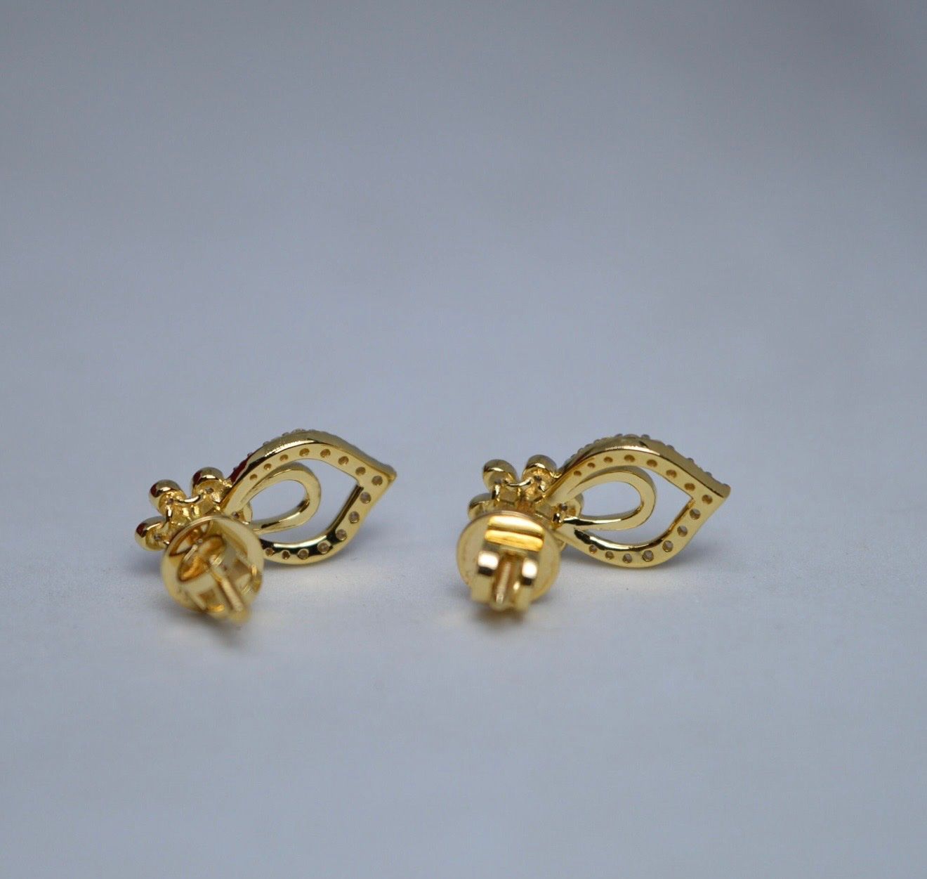 Orecchini pendenti & Orecchini a lobo: Boucles d’oreilles Fleur de Diamant – Nuovo e nell'imballaggio originale da St-Maurice venduto da Sandrinette123 5