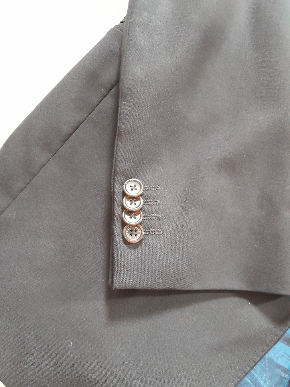 Tommy Hilfiger Giacche: Veste Tommy Hilfiger Tailored, Élégante et Moderne. – Usato da Renens VD venduto da ser_j2fn 3
