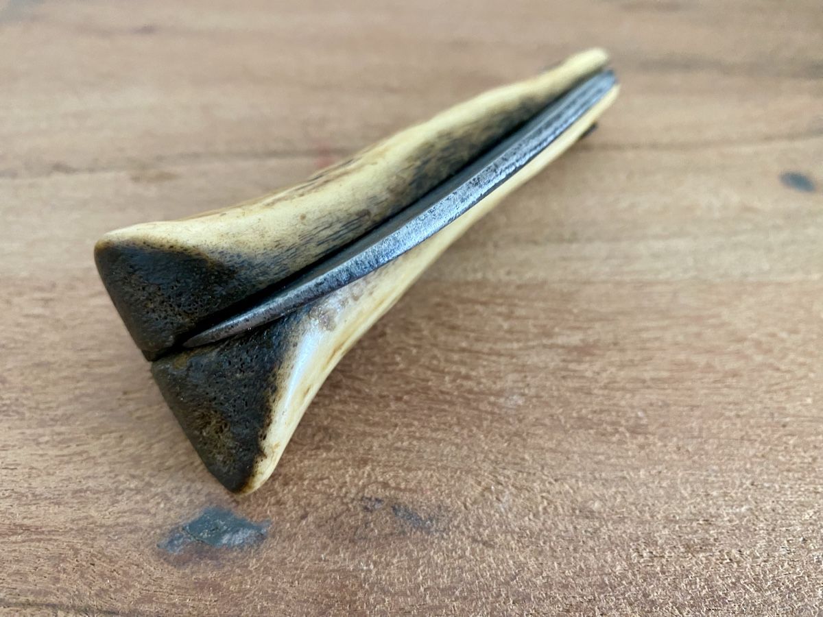 Coltelli tascabile: Altes Antikes Knochenmesser – Usato da Zürich venduto da Dalema13 5