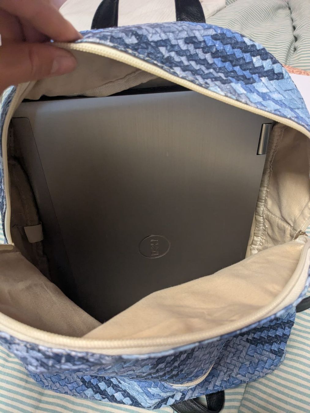Zaini: Modischer Rucksack mit viel Stauraum – Usato da Buchs SG venduto da Brigitte-Noemi 7