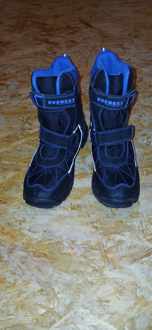 Chaussures garçon: Botte d'hiver waterproof – D'occasion à Lignières par Fourx