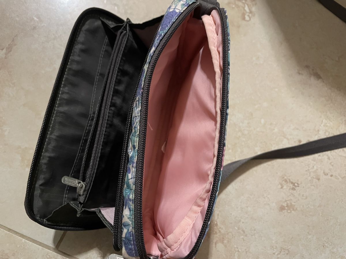 Borse da donna: LeSportsac – Usato da Männedorf venduto da verginrosa 4