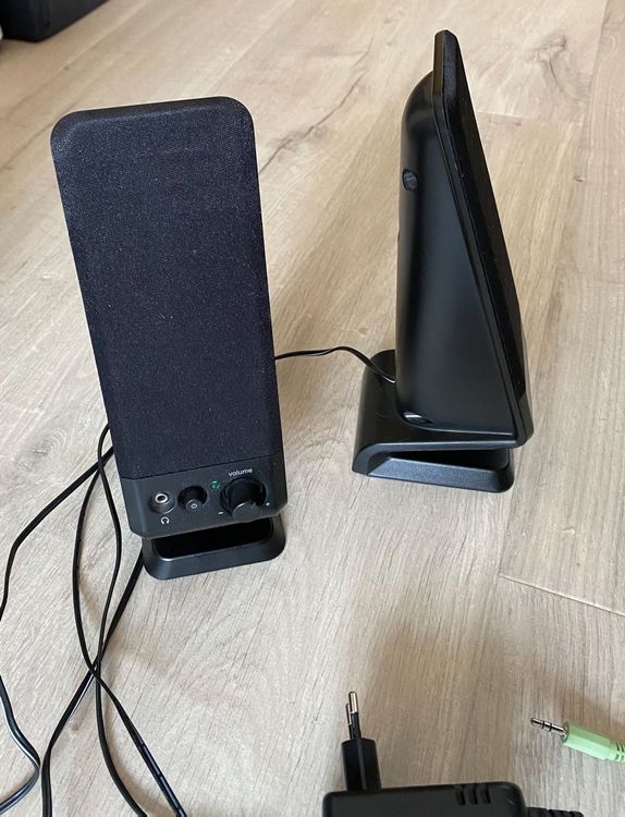 Logitech Speakers R10 | Kaufen auf Ricardo