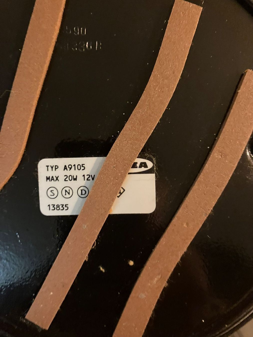 Ikea Lampade: Lampada da tavolo nera Ikea – Usato da Melano venduto da H-Sara 3