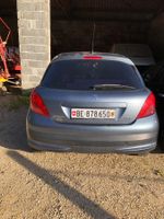 Peugeot 207 Gris 5 Portes 2008 bon état
