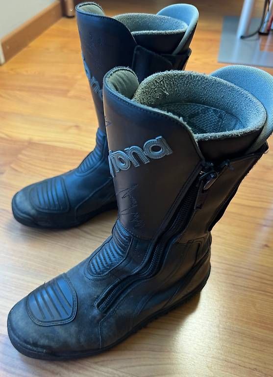 Scarpe da donna: Daytona Wasserdichte Damenstiefel – Usato da Hochfelden venduto da Q13 1