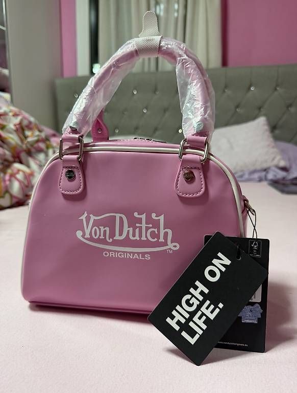 Taschen für Damen: Von Dutch Tasche – Neu und originalverpackt aus Wil SG von Annaleiin1420