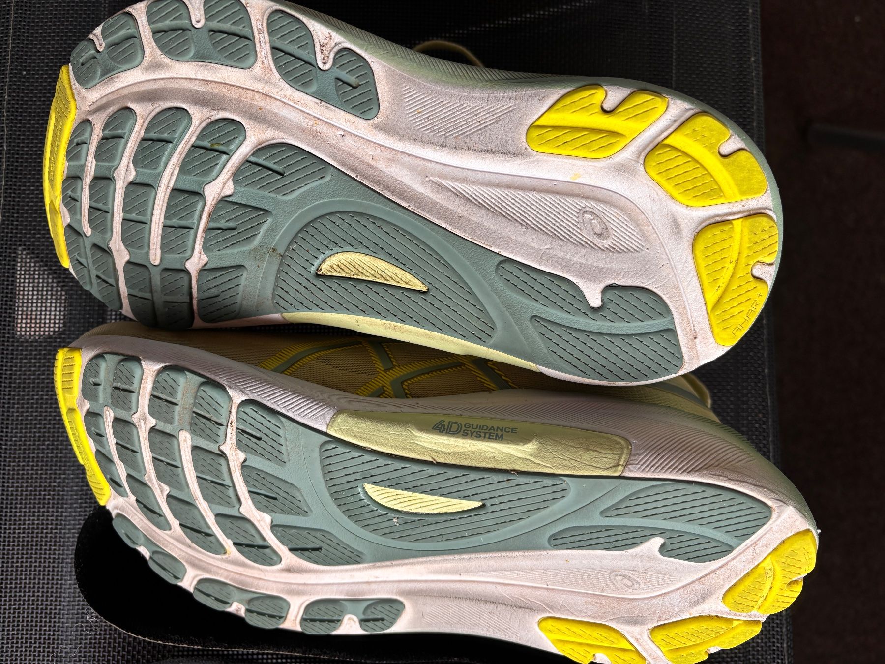 Asics Scarpe da donna: Asics 40.5 Gel Kayano 31 Laufschuhe - neuwertig – Usato da Thun venduto da Melpi2010 3