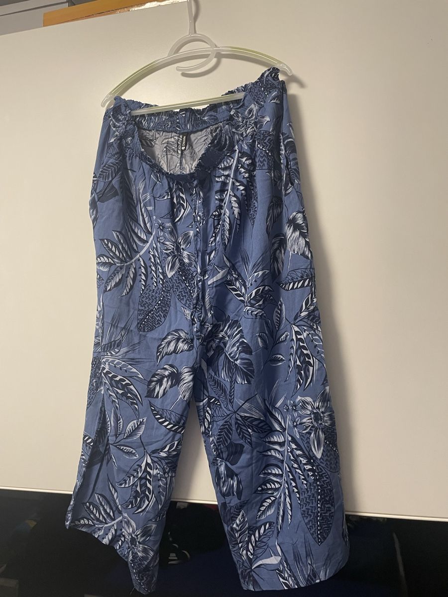 Pantalons: Hose  – Neuf (Voir description) à Gossau ZH par Lavinia07