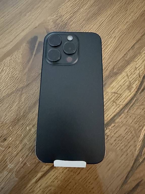 Apple Handys / Smartphones: Neues iPhone 15 Pro – Neu (gemäss Beschreibung) aus Dänikon ZH von Vazkoo 1