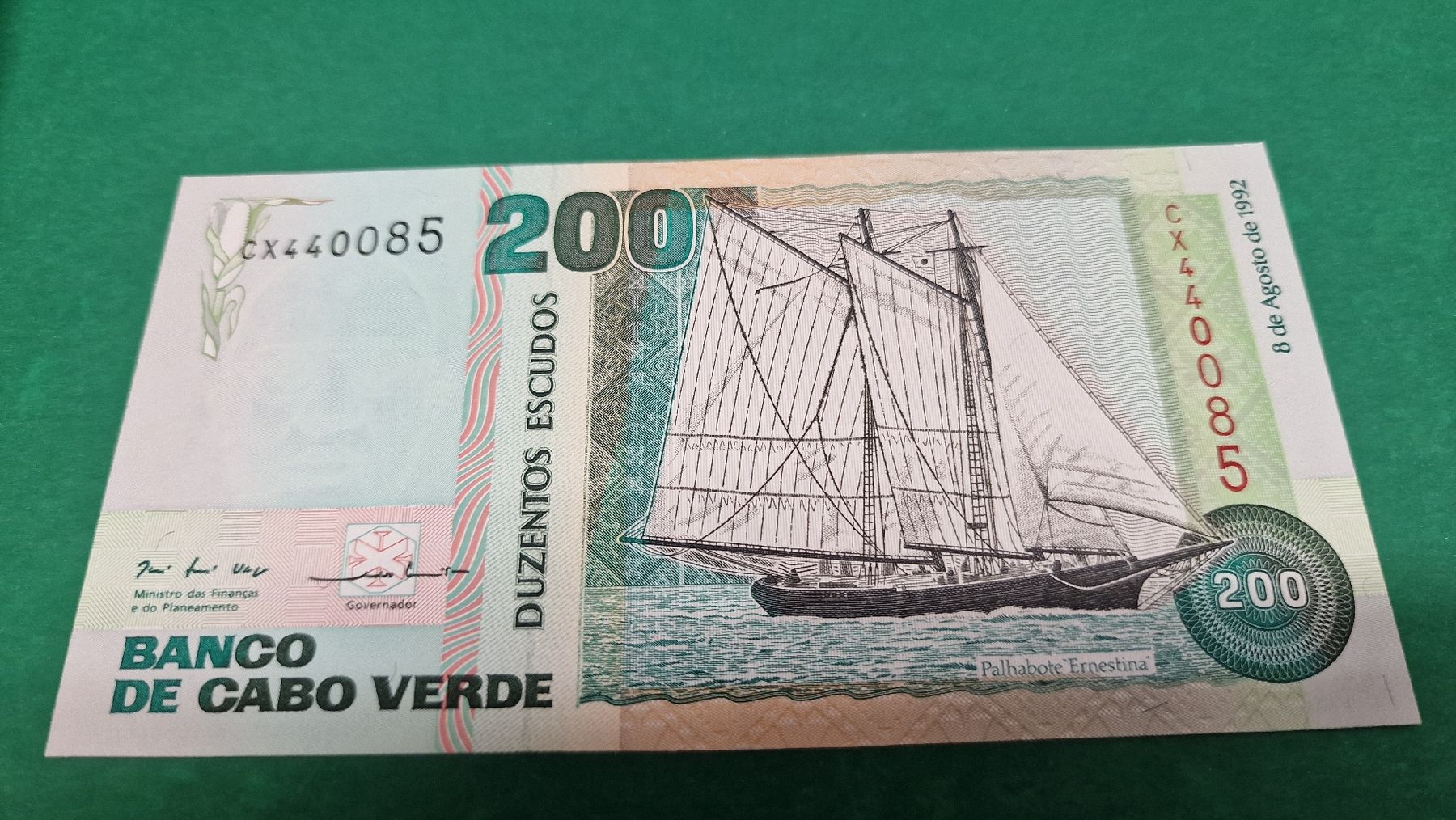 Banconote: 200 Escudos Cabo Verde 1992 Banknote  – Nuovo e nell'imballaggio originale da Herisau venduto da MoneyisPower.AR