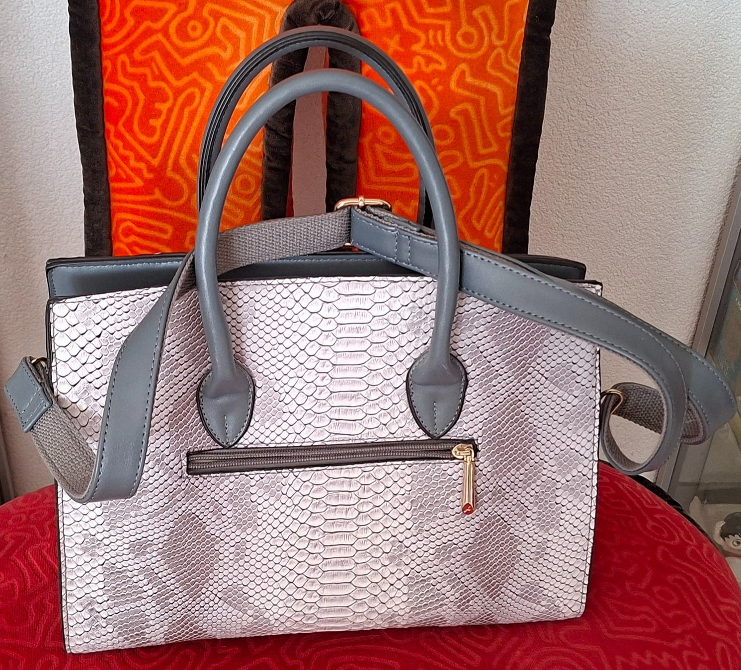 Taschen für Damen: Sac à main cuir de crocodile – Gebraucht aus Misery von sexylexy1969 1