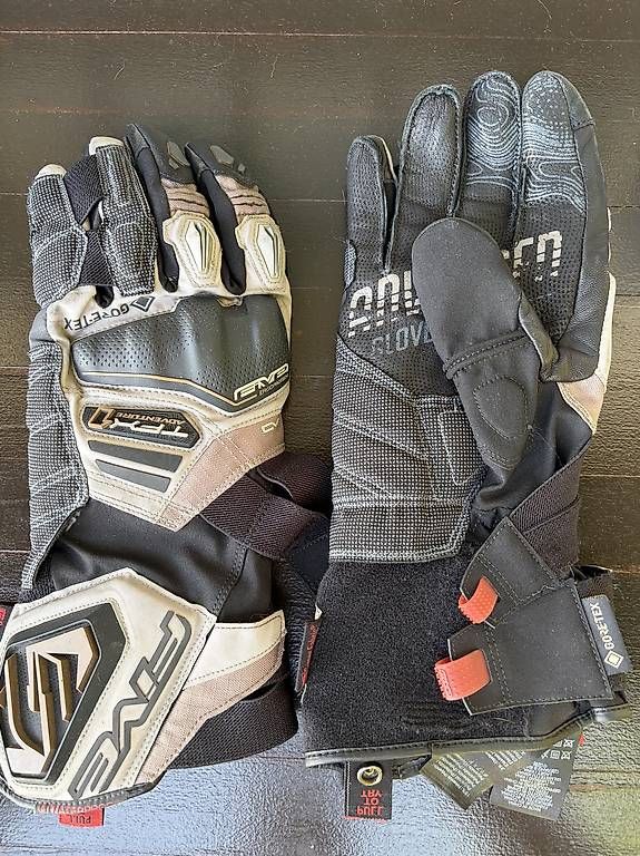 Altri accessori da uomo: FIVE TFX1 GTX MOTORRADHANDSCHUHE – Usato da Luzern venduto da Nufi6