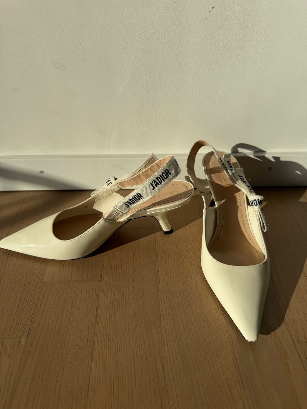 Dior Damenschuhe: Slingback Dior – Gebraucht aus La Tour-de-Peilz von DressingEKL