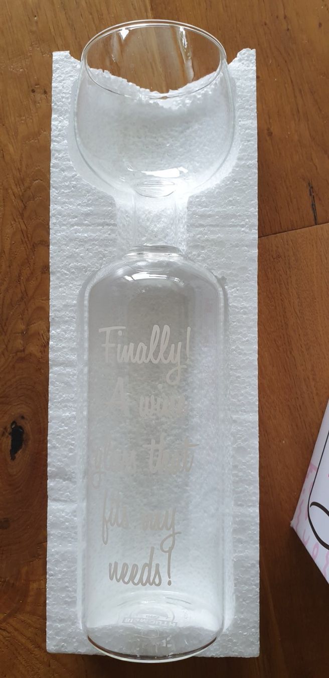 Bicchieri: Wine bottle glass Flaschenglas – Nuovo e nell'imballaggio originale da Wildhaus venduto da enzian66 1