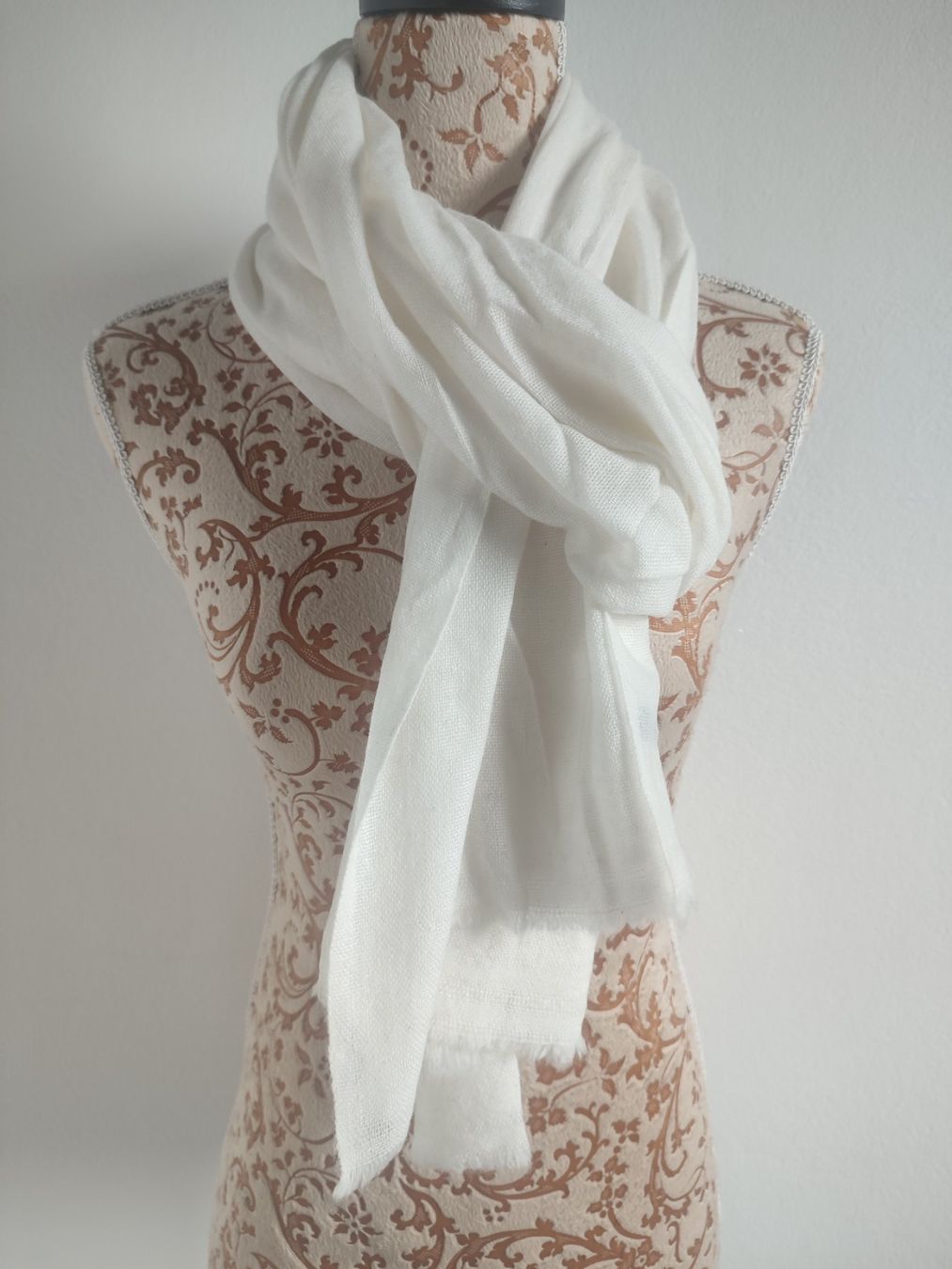 Foulard & Sciarpe: Sciarpa CACHEMIRE – Nuovo (secondo la descrizione) da Arzo venduto da Mima70 1