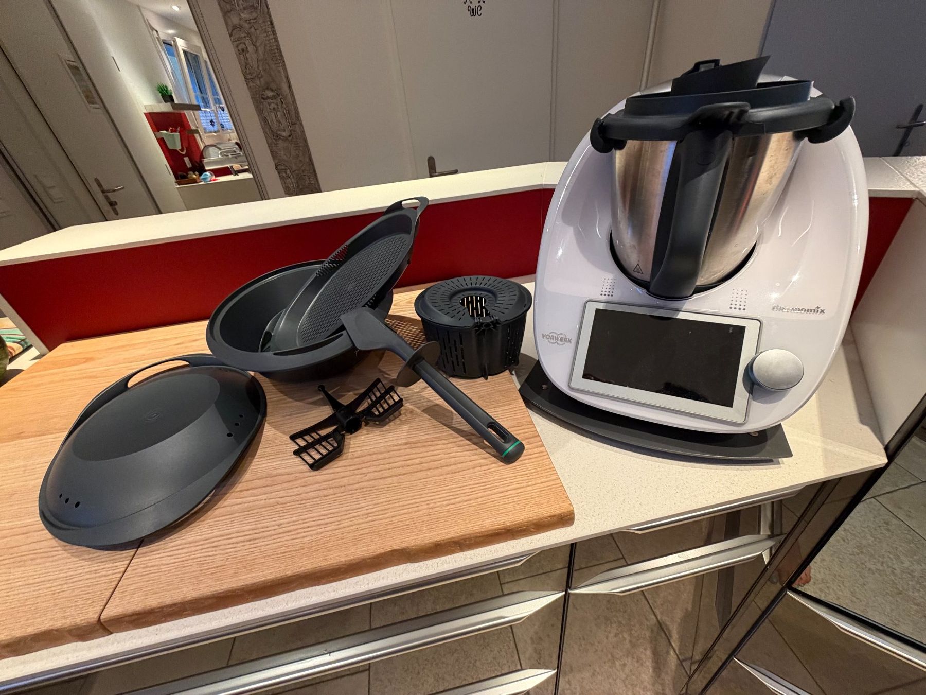 Thermomix Elettrodomestici da cucina: Thermomix TM6 – Usato da Nänikon venduto da Misch70 1