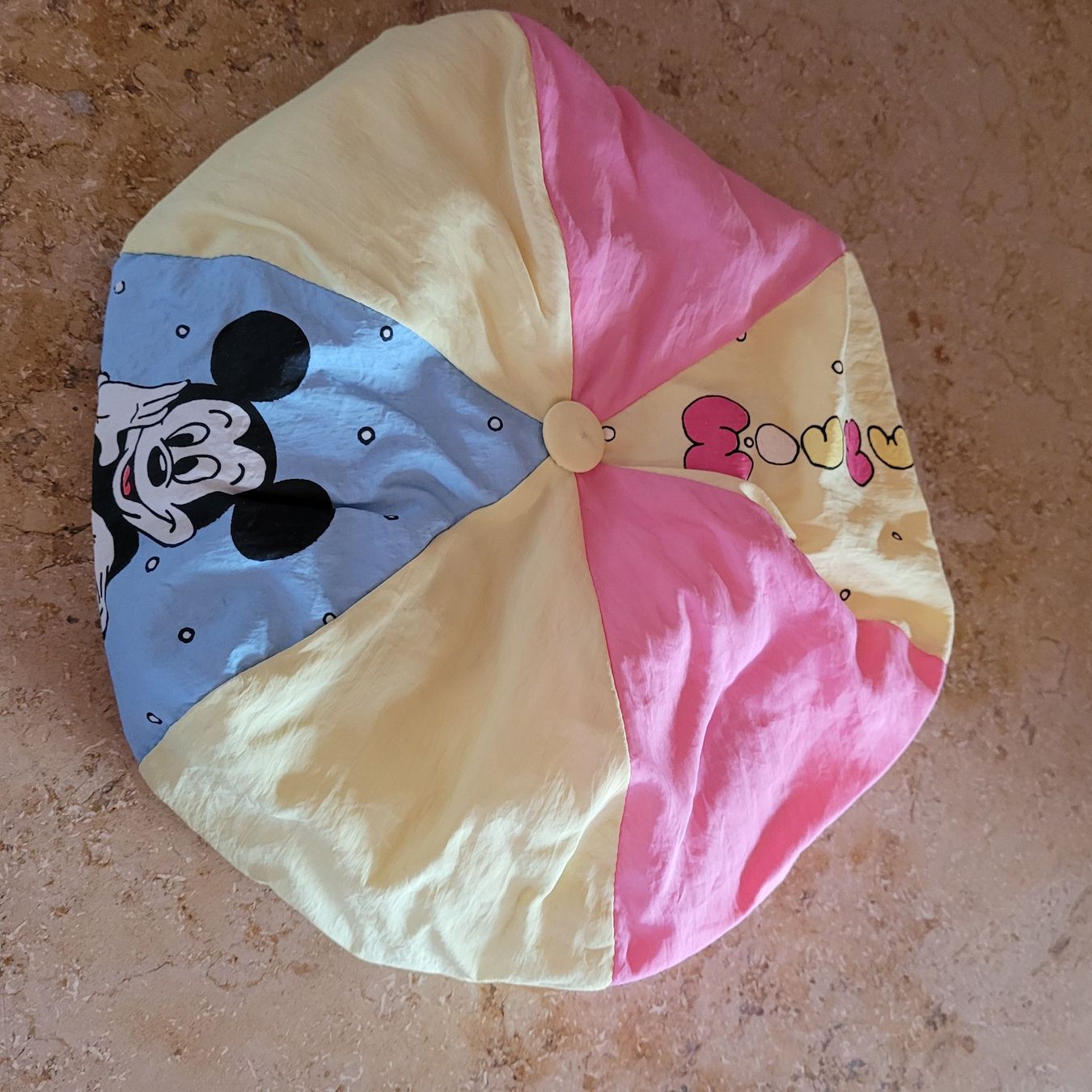 Sonstige Jungenkleidung: Kinderhut Micky in the Snow – Gebraucht aus Hondrich von Ebro01