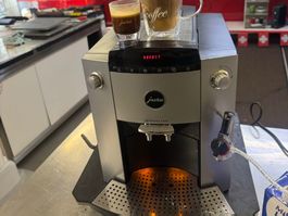 Jura  Vollautomat Impressa F505 ab Service