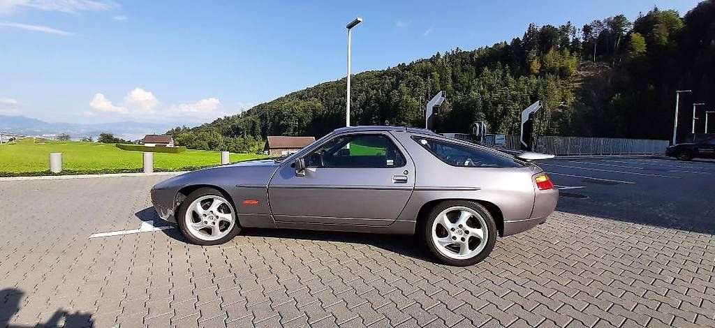 Porsche Automobili: Porsche 928 S4 – Usato da Wollerau venduto da sauterelle03 3