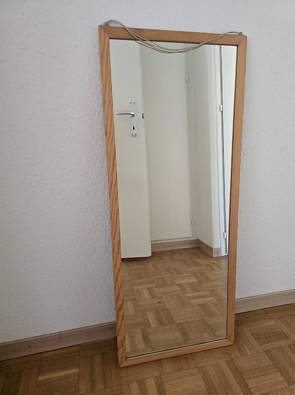 Specchi: Wooden framed mirror – Usato da Châtelaine venduto da Cansuturan