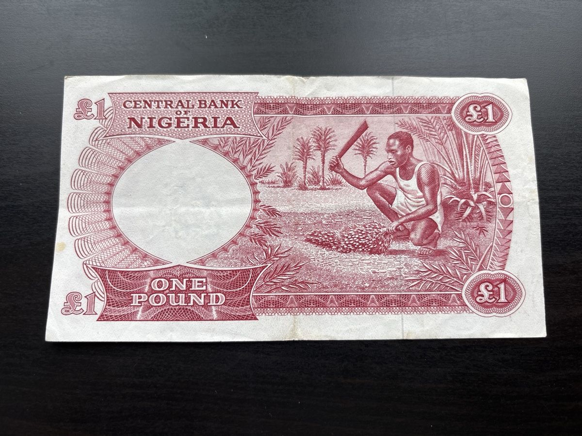 Banconote: Billet Nigeria one pound  – Usato da Bussigny venduto da Numk 1