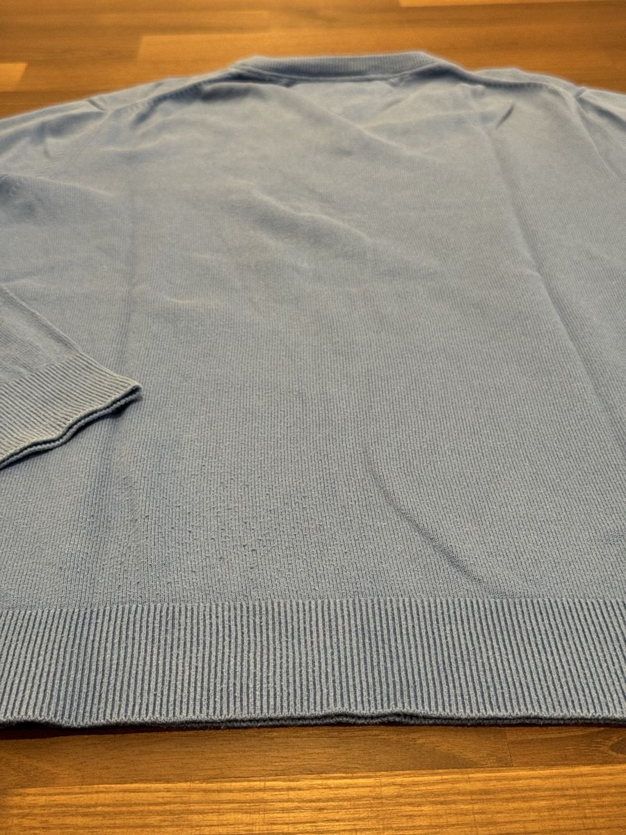 Tommy Hilfiger Maglioni & Felpe: Tommy Hilfiger V-Neck Pullover ab 1.- – Usato da Gränichen venduto da lixil 3