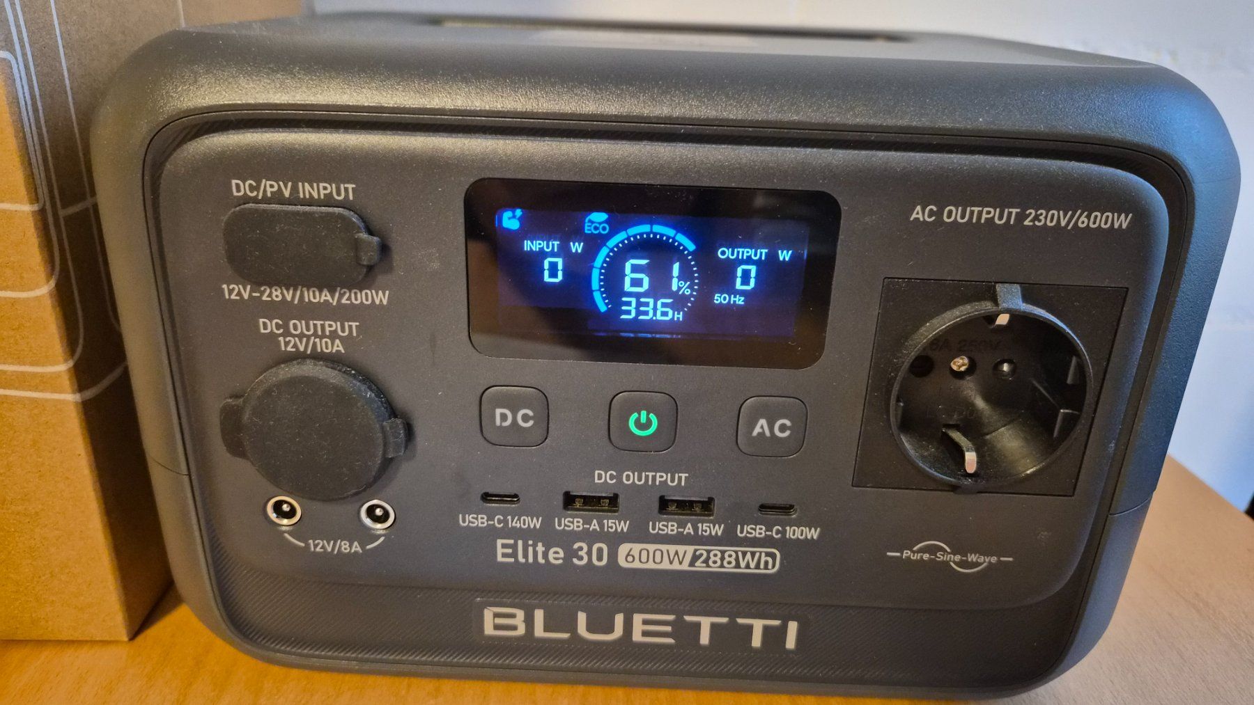 Bluetti Dispositivi a energia solare: Bluetti Elite 30 V2 Powerstation – Usato da Köniz venduto da Grey_fox