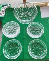 Schwere Bleikristallschale Blumenmuster