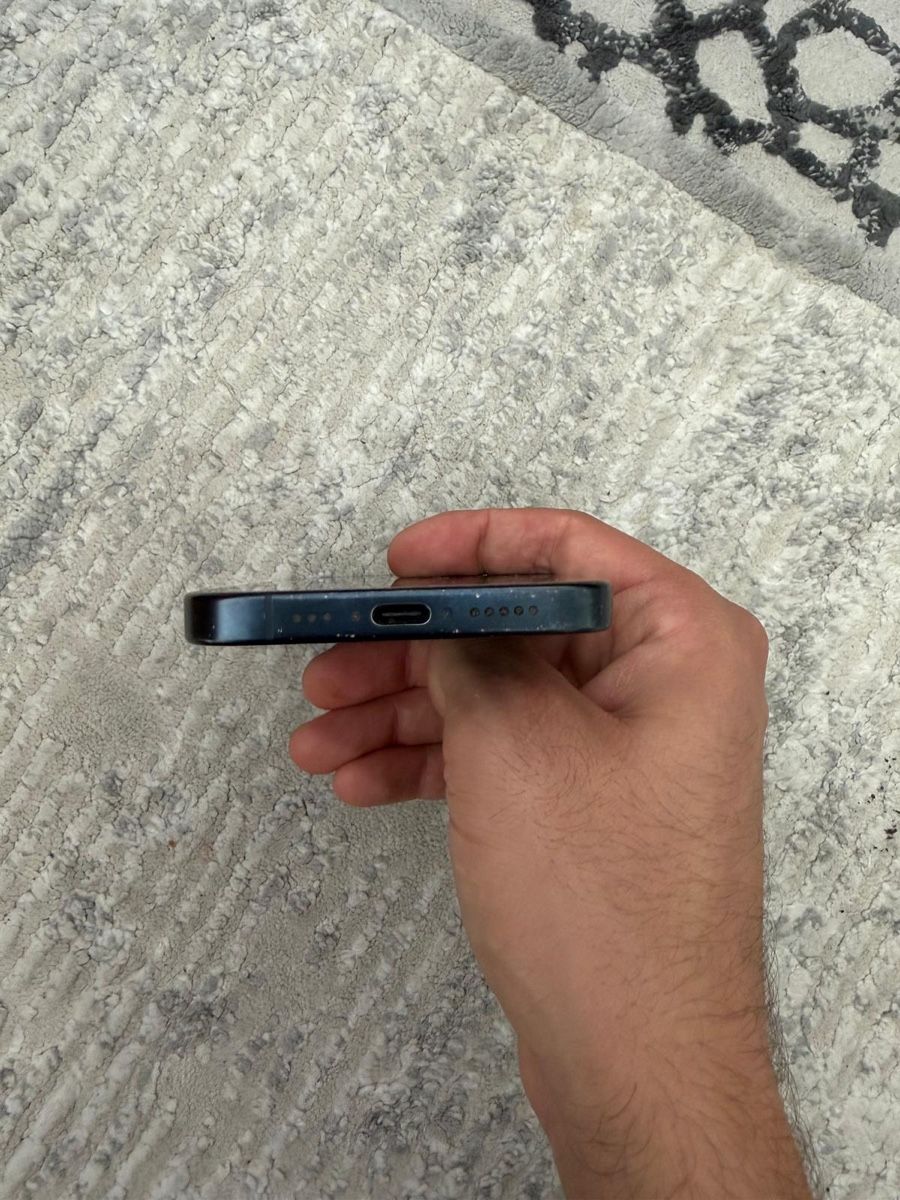 Apple Portables: Apple Iphone 15 Pro 128GB – D'occasion à Triesen par Hans-1977 4