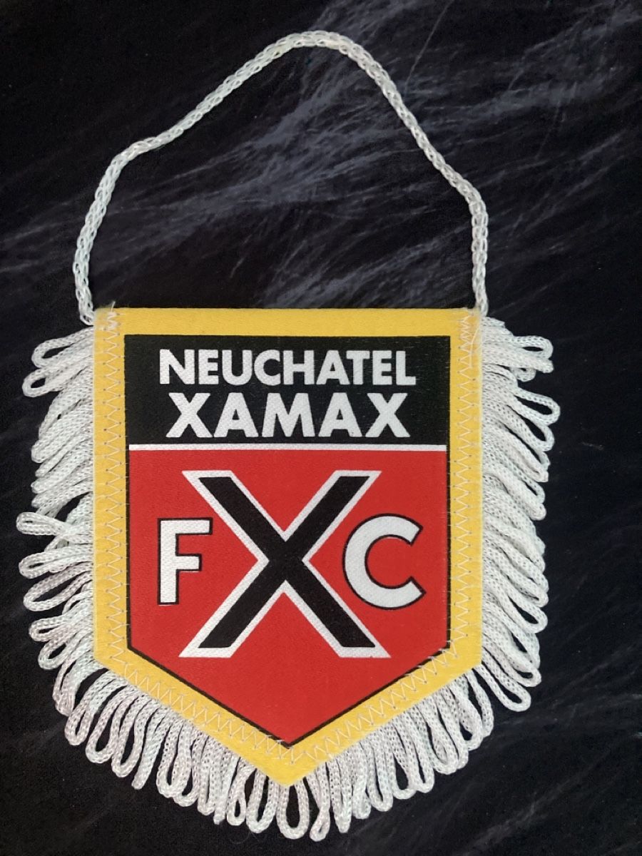 Xamax Bandiere: Wimpel Neuchâtel Xamax – Nuovo (secondo la descrizione) da Erde venduto da Guix1892
