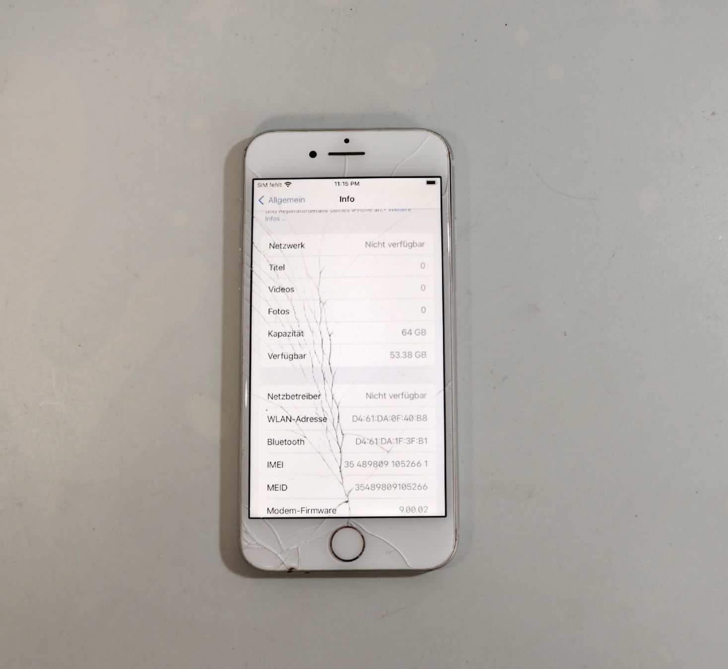 Apple Telefoni cellulari / Smartphones: iPhone 8 weiss – Usato da Ehrendingen venduto da Rocky985 3