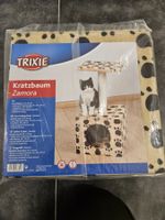 Trixie Katzenbaum, Kratzbaum Zamora (org)