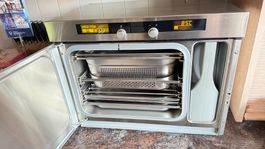 Dampfgarer Miele DG 2350-Ch S mit viel Zubehör