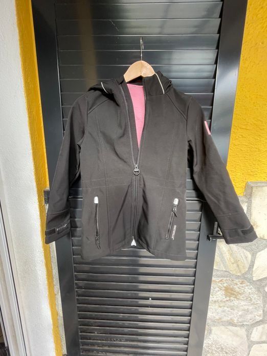 Giacche & Cappotti: Mädchen Softshelljacke schwarz Northville 140 NEU – Nuovo (secondo la descrizione) da Bergdietikon venduto da antovale