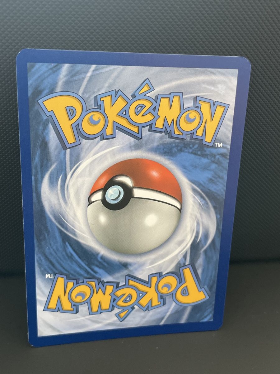 Pokémon Carte collezionabili: Victini 10/145 reverse holo rar – Usato da Hugelshofen venduto da Suimosa 1