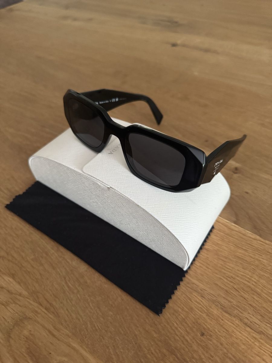 Prada Brillen & Gläser: Prada Sonnenbrille PR 17WS – Neu (gemäss Beschreibung) aus Dübendorf von Jessicalam