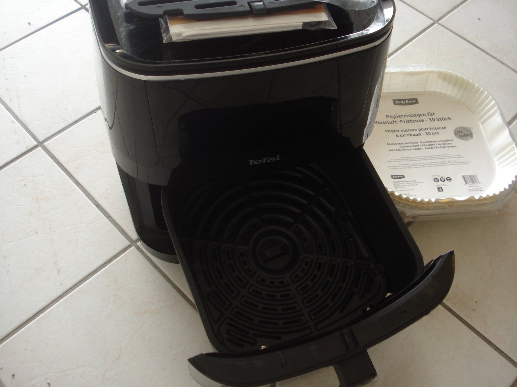 Tefal Elettrodomestici da cucina: Heissluftfriteuse v. Tefal, neuwertig – Nuovo (secondo la descrizione) da Au SG venduto da beanpasa 3