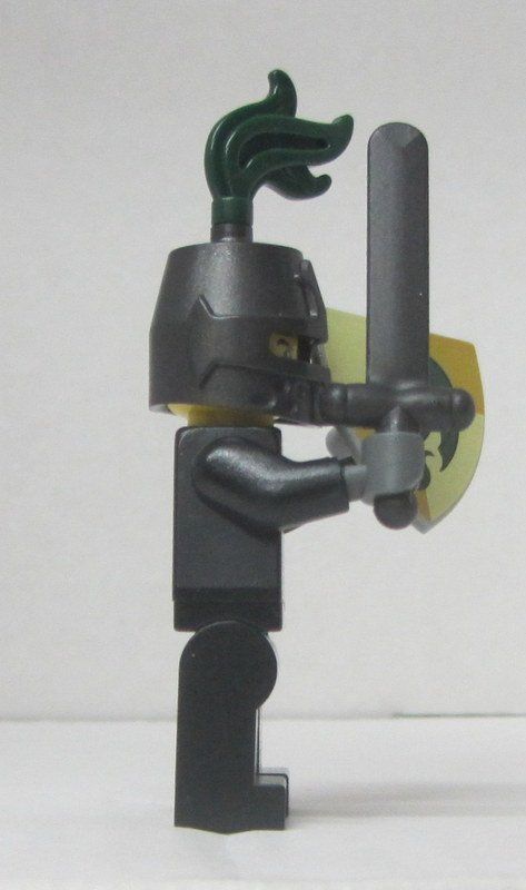 Lego Kit di costruzioni: LEGO Kingdoms cas493 " Dragon Knight Scale Mail with Chains. – Usato da Kreuzlingen venduto da heinrich7h 3