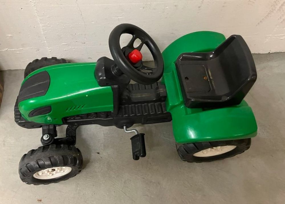 Tret -Traktor Kinder Tretauto (Gebraucht) in Wil SG für CHF 35 – nur ...
