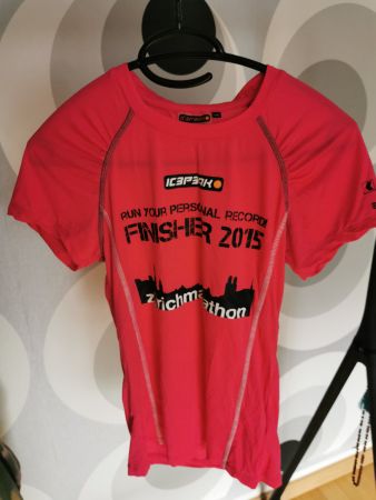 Sporttop XS neu