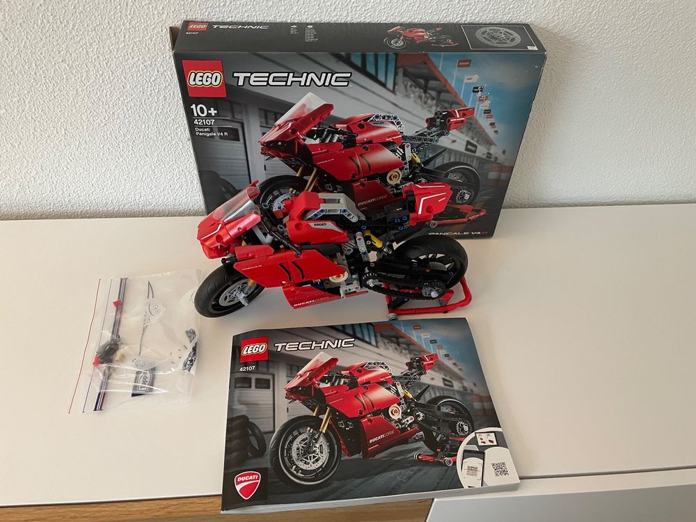 LEGO Technic 42107 Ducati Panigale V4 R (Gebraucht) in Reiden f?�r CHF 12 �?? mit Lieferung auf 