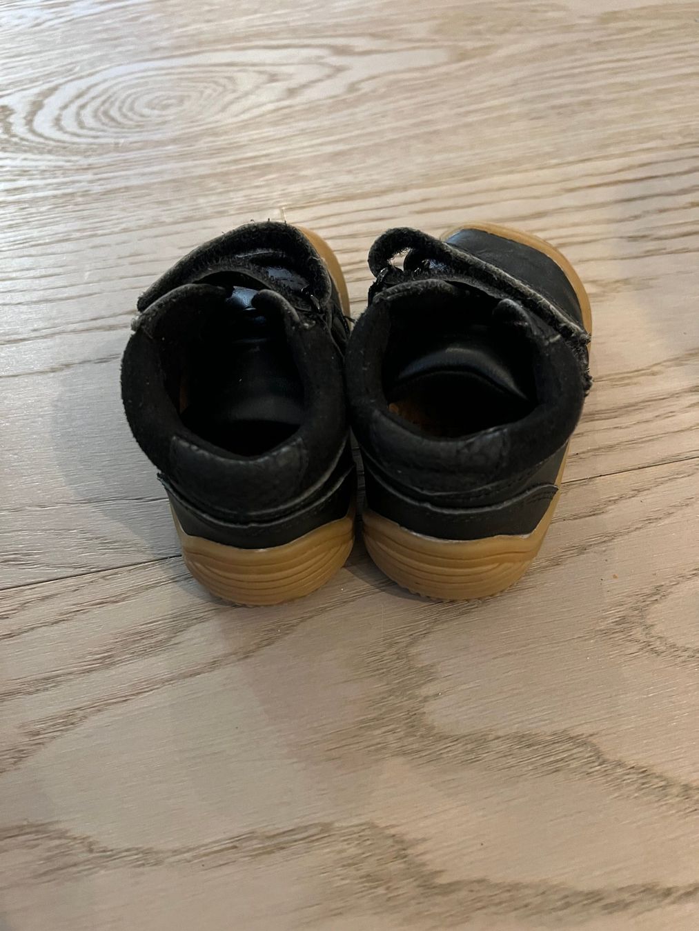 Schuhe für Jungen: Leder Babyschuhe, Grösse 20, mit Klettverschluss – Gebraucht aus Dietlikon von Vanilya 2