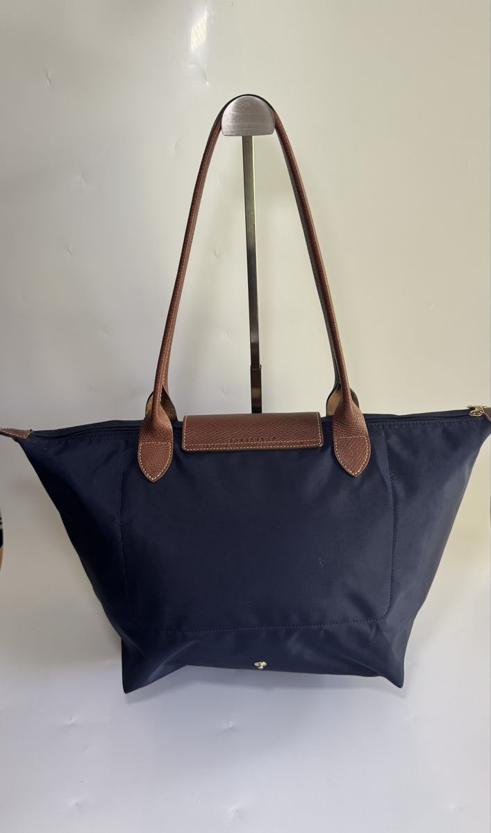 Longchamp Sacs femmes: Original Longchamp Le Pliage L Long Handle – D'occasion à Vionnaz par b_f_d_r_g 1