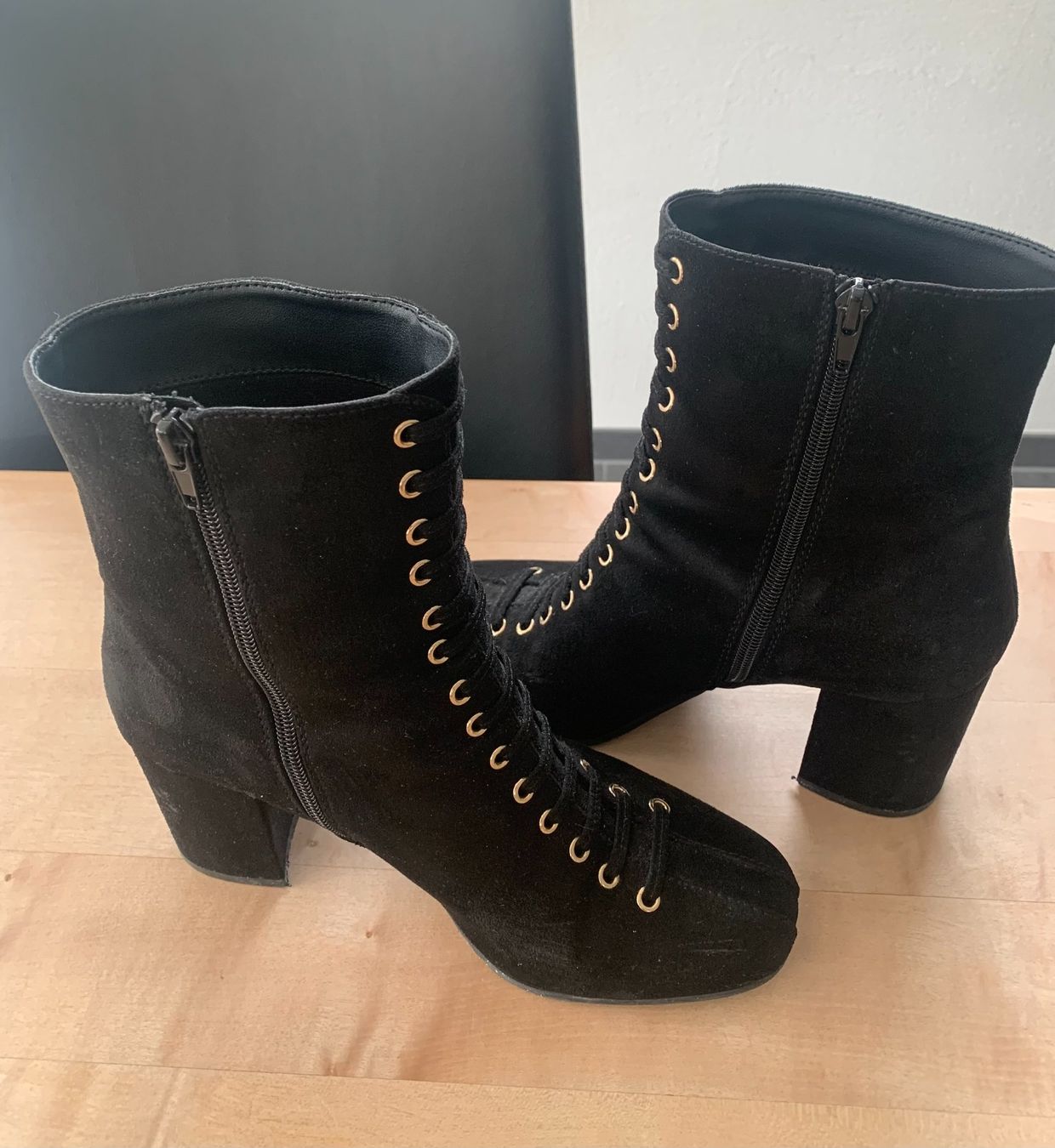 Scarpe da donna: Damen-Stiefeletten schwarz Gr.41 – Nuovo (secondo la descrizione) da Azmoos venduto da Verwir64 1