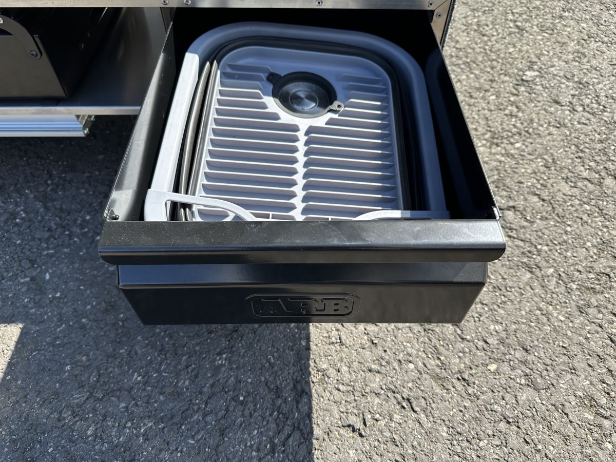 Cucine complete: ARB Schubladensystem mit Küche zu Amarok, Ranger – Nuovo (secondo la descrizione) da Alpnach-Dorf venduto da Skai0 5