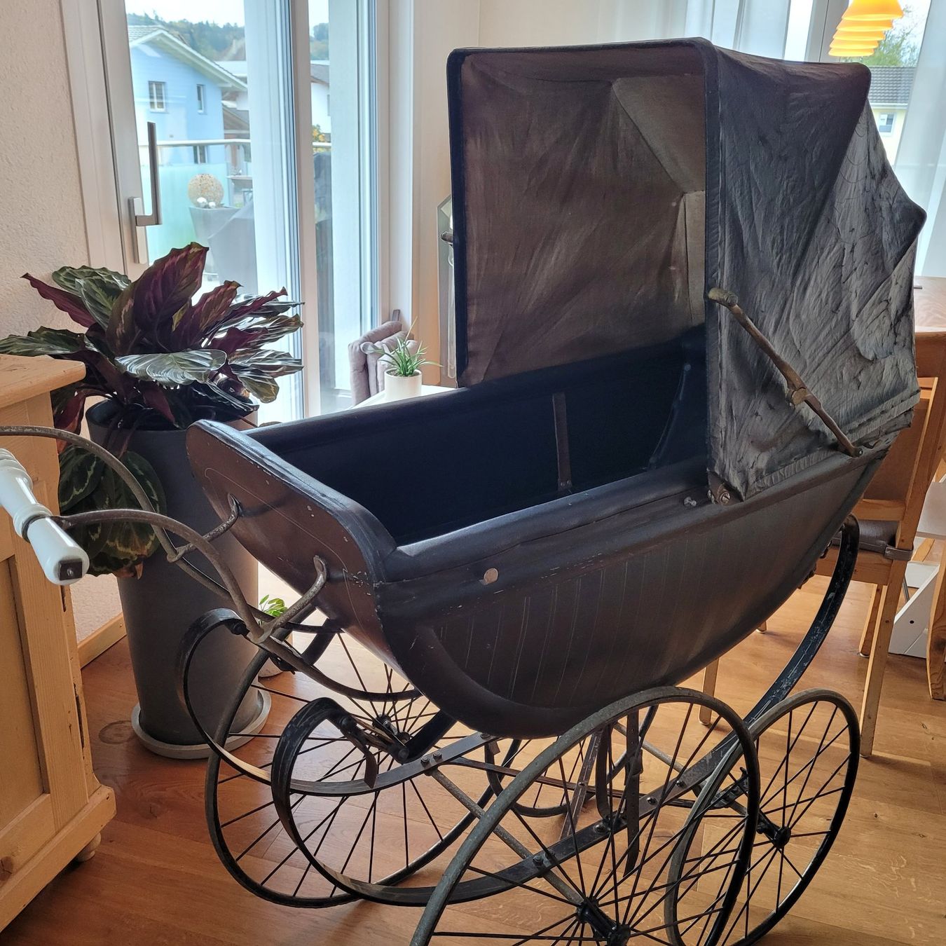 Carrozzine: Alter Kinderwagen – Usato da Niederbüren venduto da BlackLady06 1