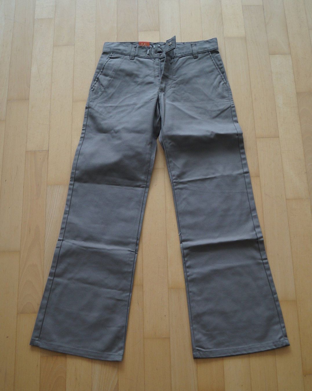 Ragwear Hosen: Ragwear Chinohose Gr. 28, neu – Neu (gemäss Beschreibung) aus Köniz von Fred333
