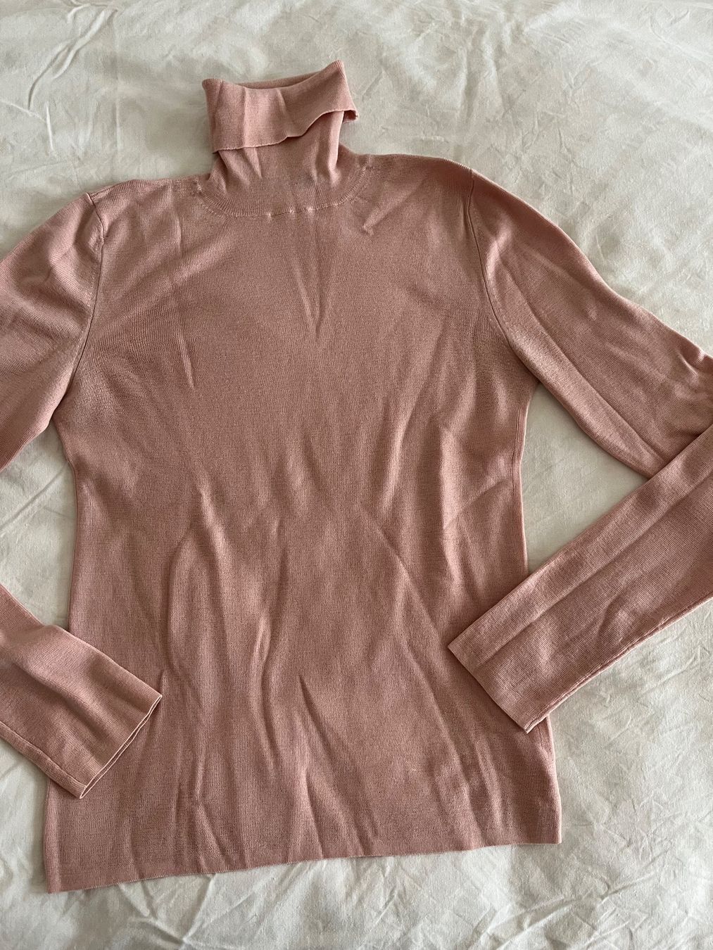 Pullover & Sweatshirts: Rosa rollkragen woll pullover M – Gebraucht aus Aesch BL von shuja01 3