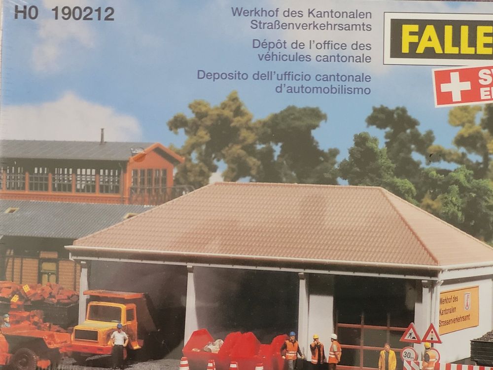 FALLER 130319 Garage doppio con parti motrici, scala 1:87 / H0